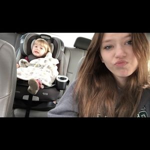 Meet your Posher, Ally